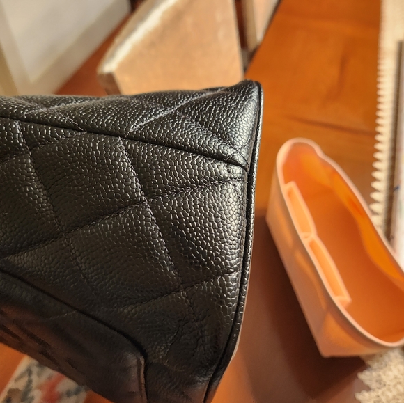 Channel Medallion - Picture 14 of 15